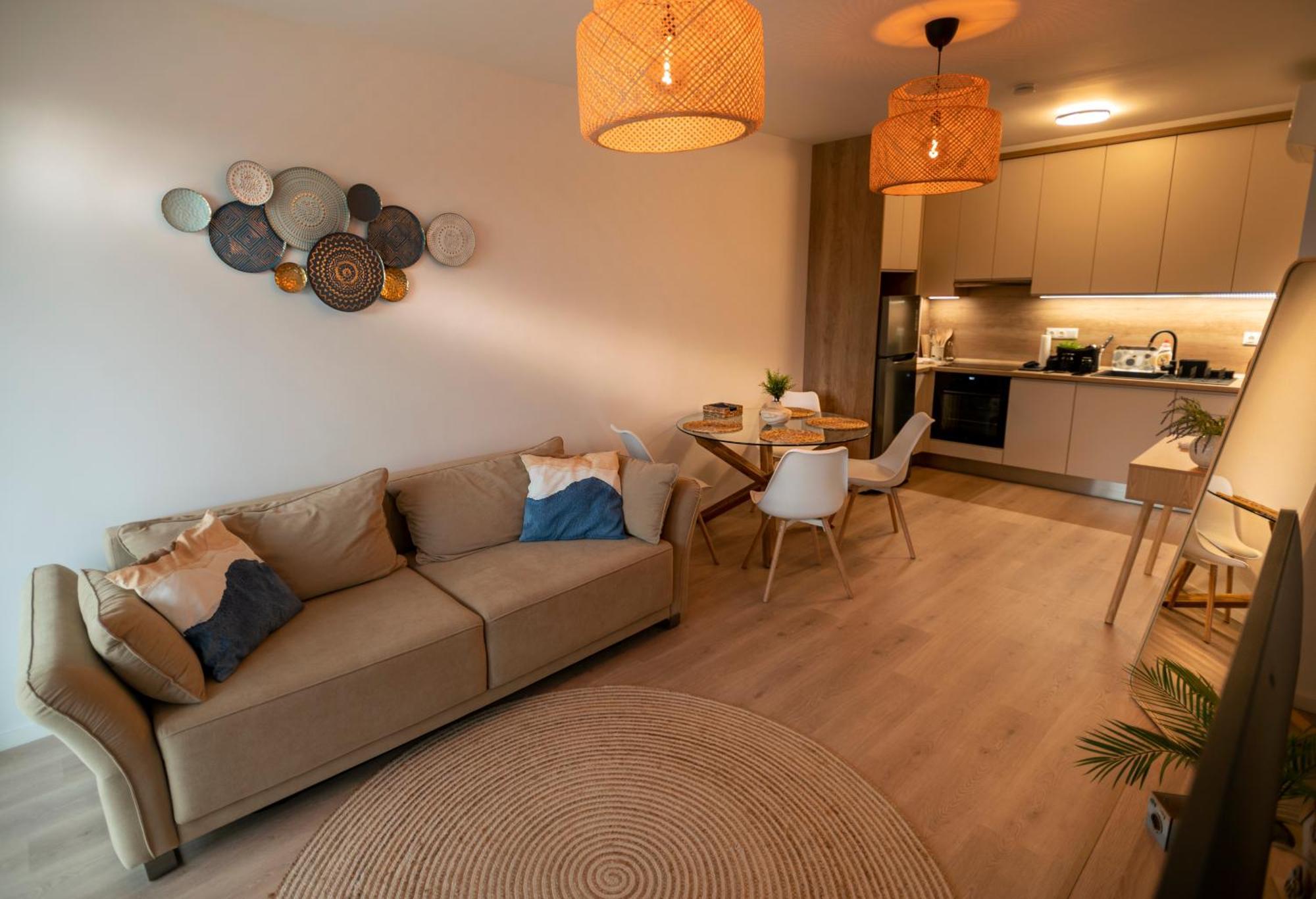 Mistral 308 Apartment