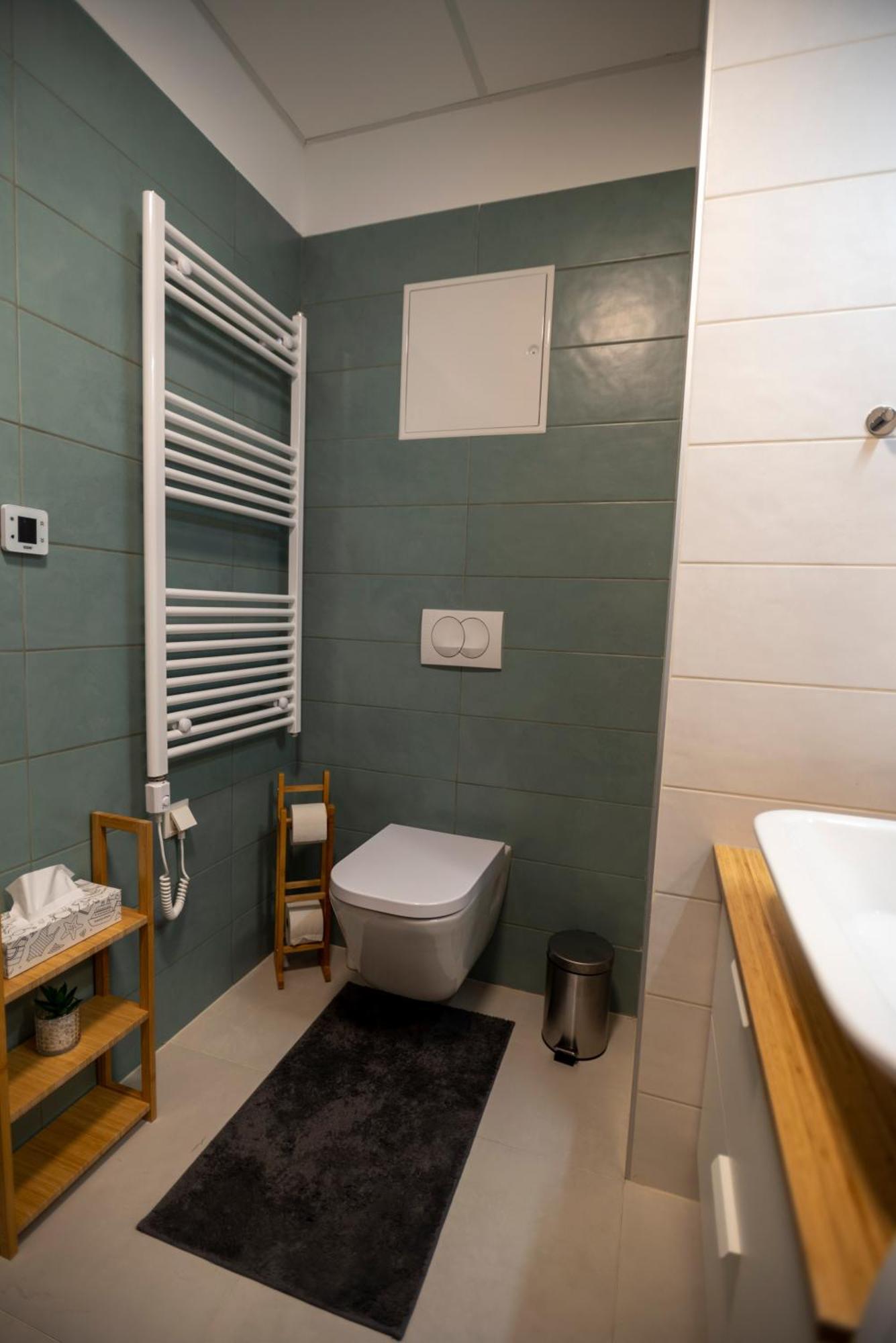 Mistral 308 Apartment *
